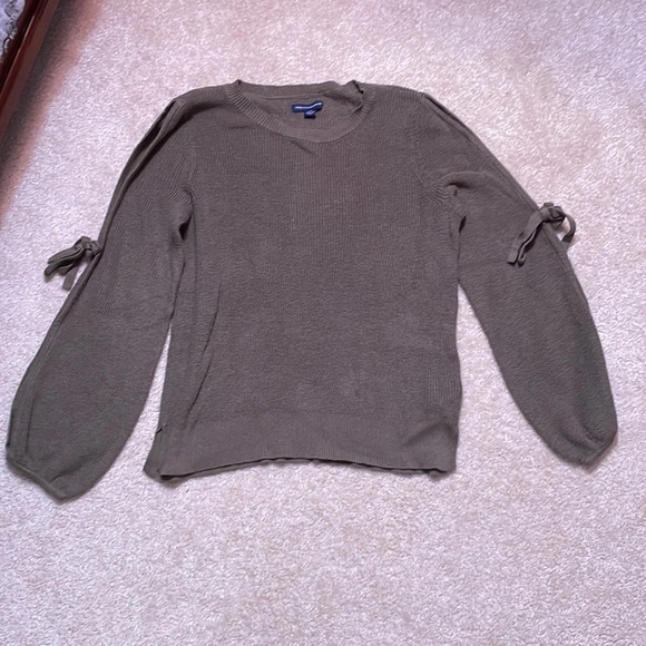American Eagle sweater - Picture 1 of 3